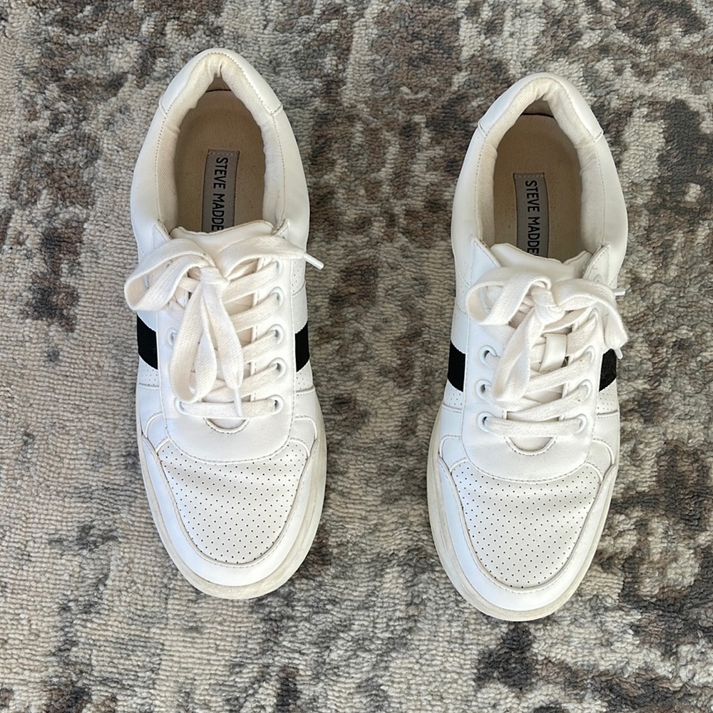 White with Black Strip Steve Madden Sneaker, Size 8.5